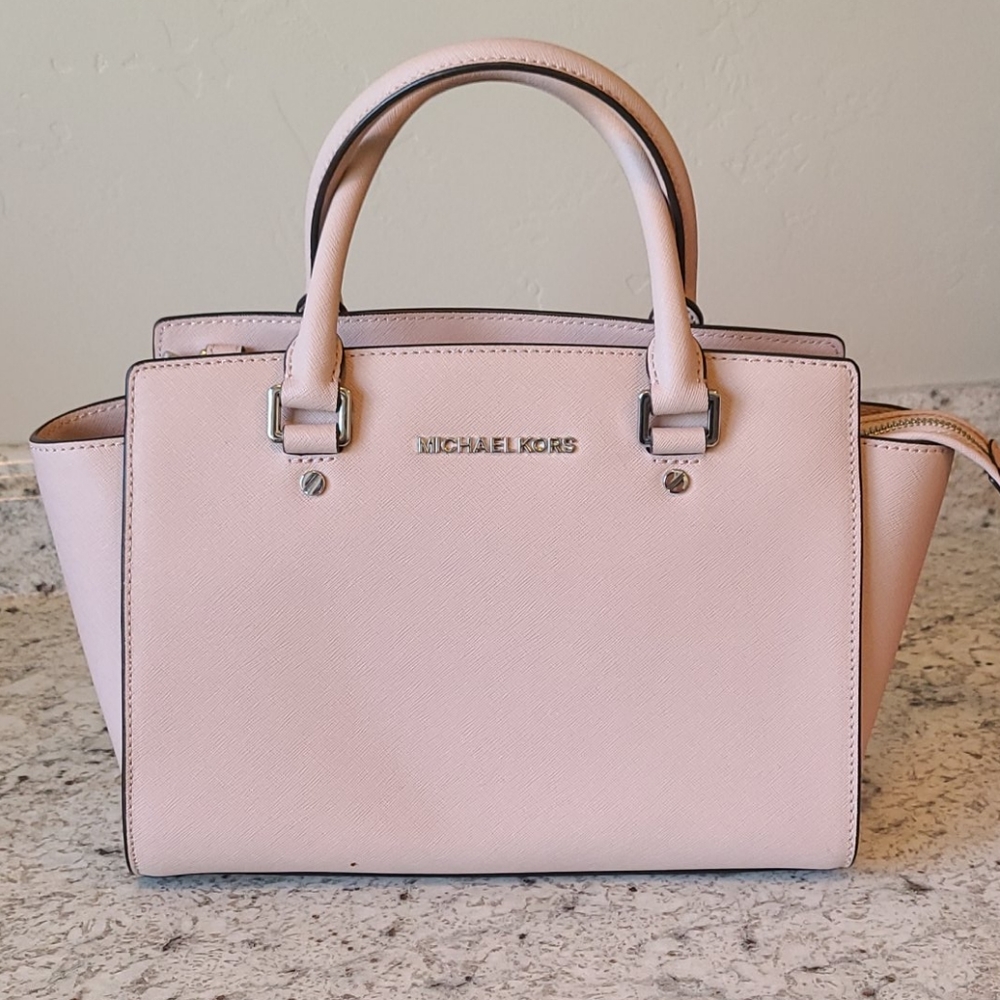 Michael Kors Medium Selma Satchel